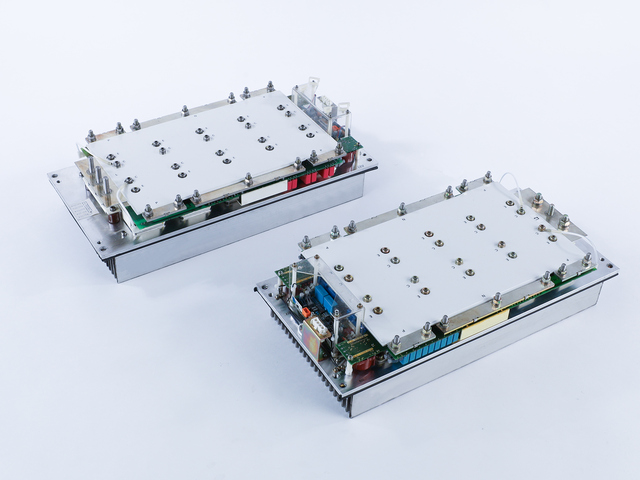 001422 - IGBT Phasenbausteine 750V, Siemens, 4299019050.01 oder 4299019050.02, 4299019051.01 oder 4299019051.02, 4220489078.01 oder 4220489078.02