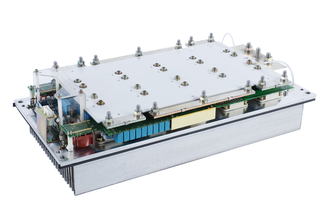BusBars, Laminierte Stromschienen, Multilayer, laminated BusBars, Stromschienen pulverbeschichtet, Pulverbeschichtete Stromschienen, Stromschienen mit Epoxitbeschichtung, BusBar verbaut in Stromrichtermodul, ECO-B1-Module