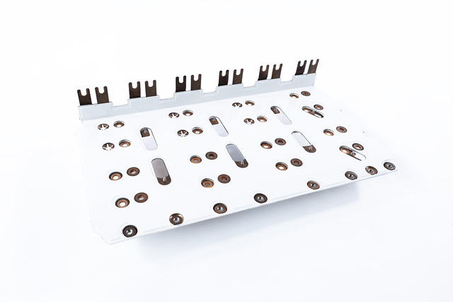 BusBars, Laminierte Stromschienen, Multilayer, laminated BusBars, Stromschienen pulverbeschichtet, Pulverbeschichtete Stromschienen, Stromschienen mit Epoxitbeschichtung, Sammelschiene