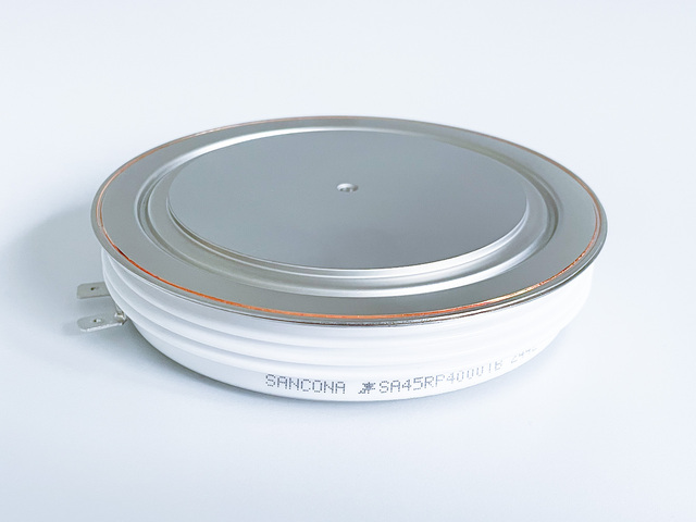 The SANCONA GTO thyristor SA45RP4000TB with 3.5kV and 4000A in a 120mm package (SANCONA part number 000469), GTO-Thyristor 3,5kV und 4000A für Bombardier U3-Module
