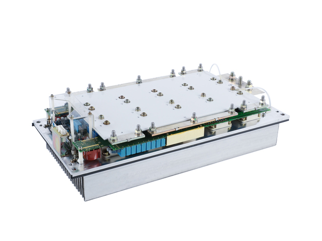 001422, IGBT-Stromrichtermodul 750V, Siemens power converter module 750V