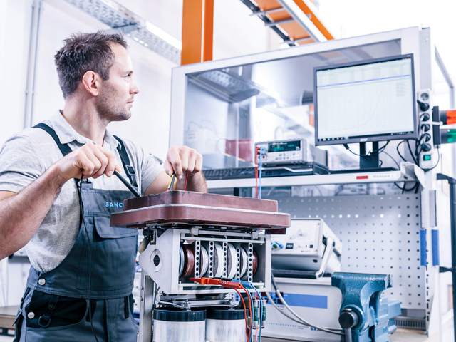 Wir sind Ihre Experten für Stromrichteraufarbeitung und Instandsetzung von Stromrichtern.